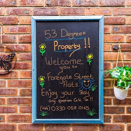 Stylish Chester City Centre Apartment By 53 Degrees Property, Ideal For Couples & Business Professionals - Sleeps 4 Eksteriør billede