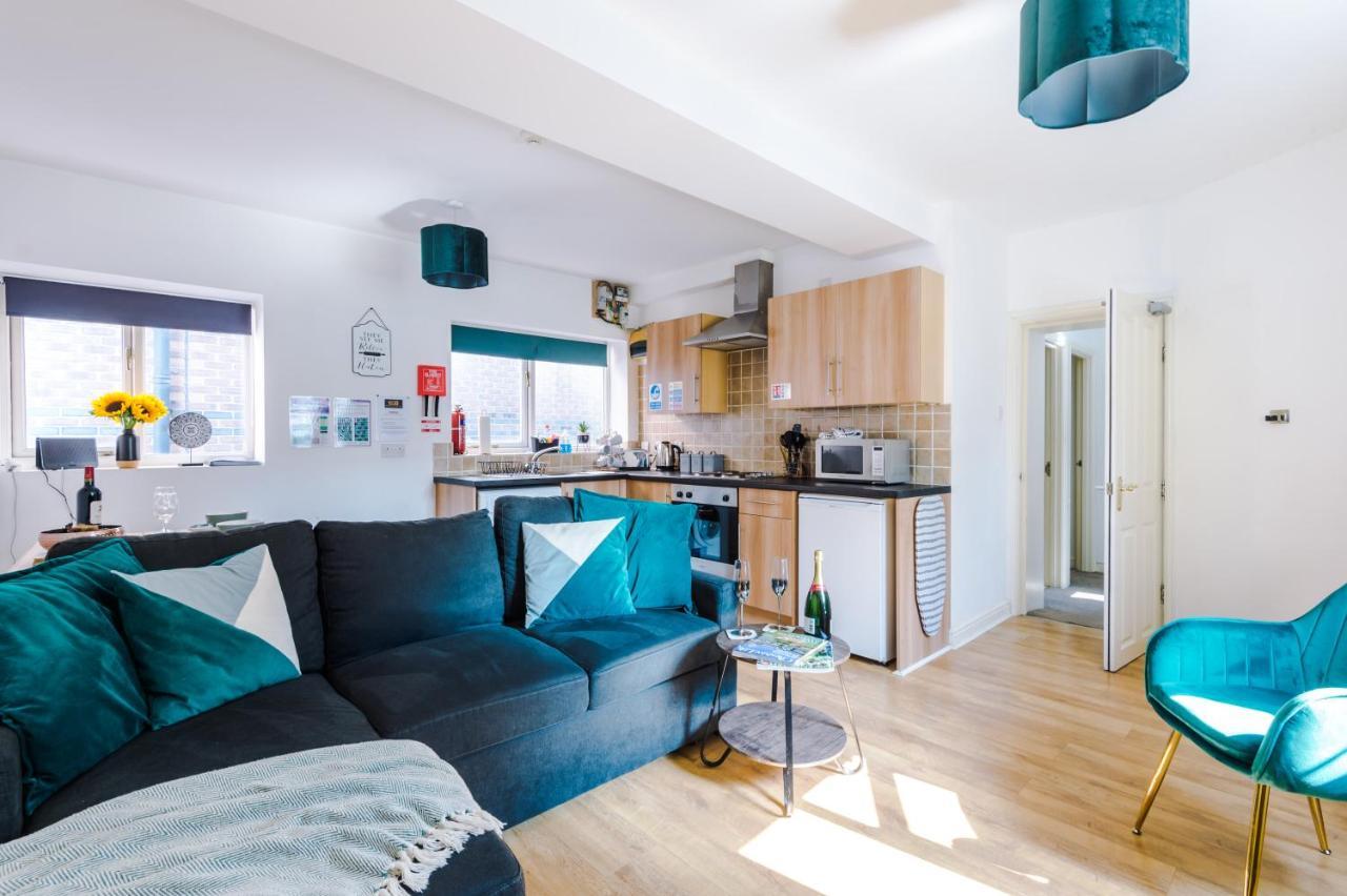 Stylish Chester City Centre Apartment By 53 Degrees Property, Ideal For Couples & Business Professionals - Sleeps 4 Eksteriør billede