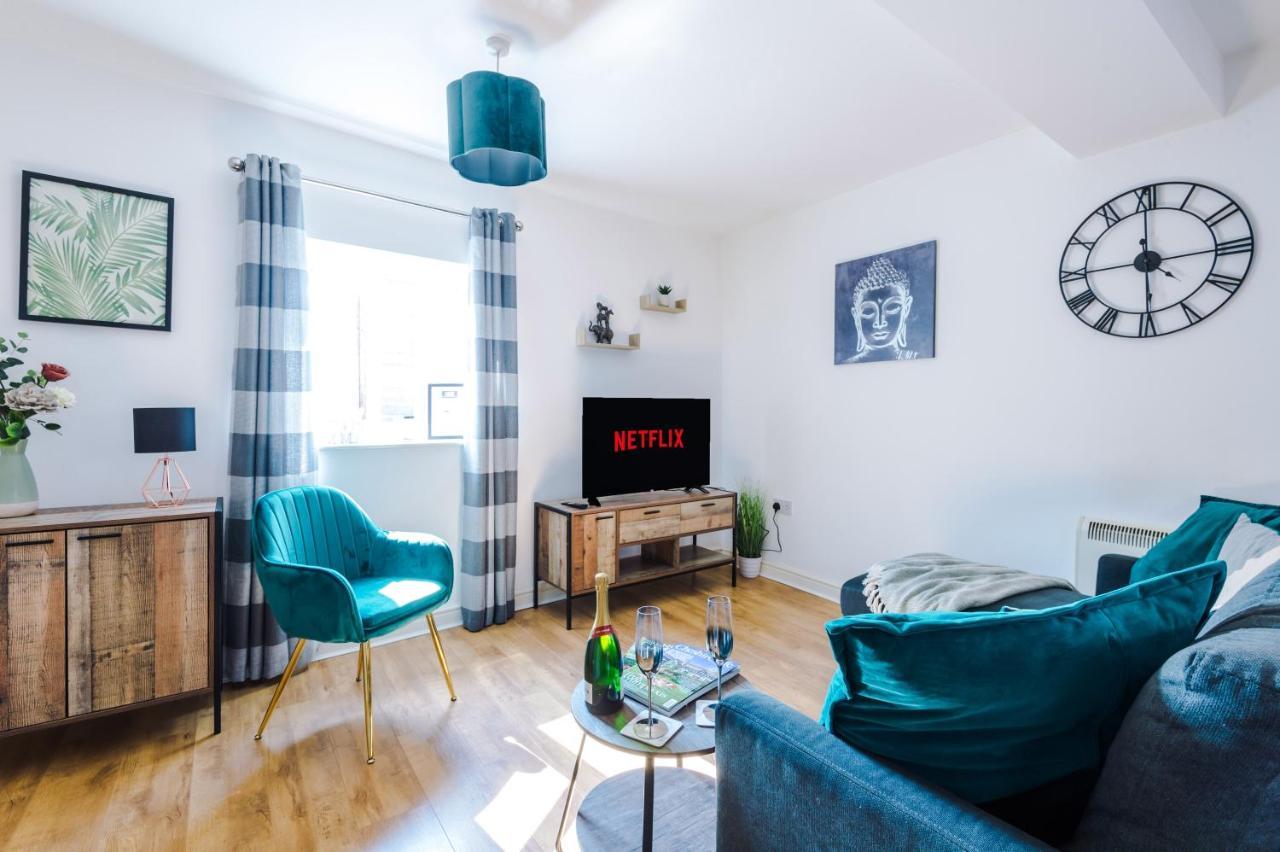Stylish Chester City Centre Apartment By 53 Degrees Property, Ideal For Couples & Business Professionals - Sleeps 4 Eksteriør billede