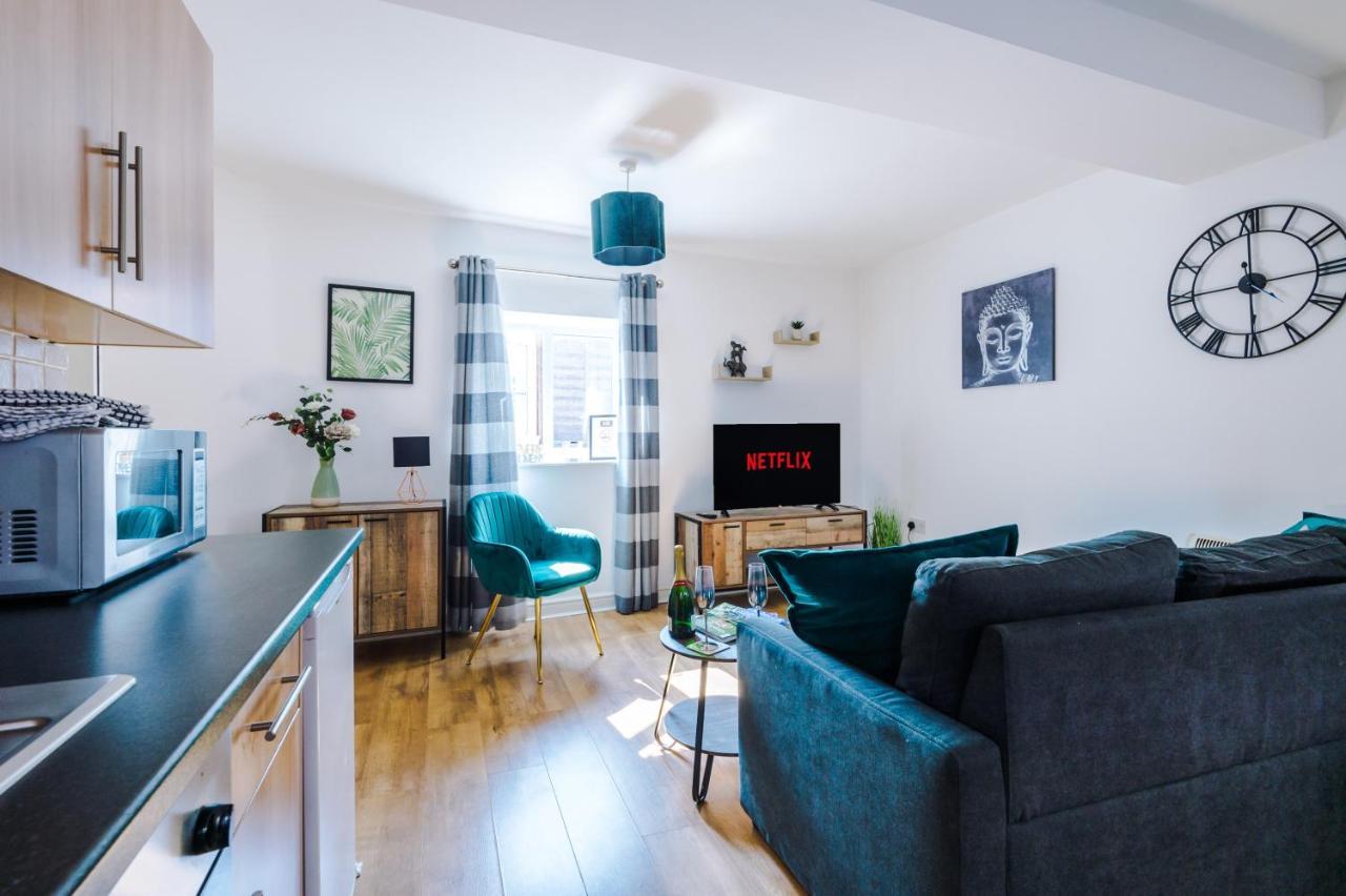 Stylish Chester City Centre Apartment By 53 Degrees Property, Ideal For Couples & Business Professionals - Sleeps 4 Eksteriør billede